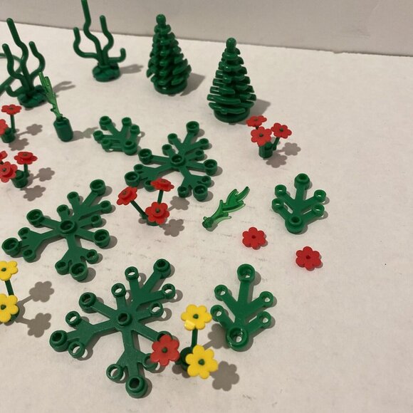 Lot GENUINE LEGO Greenery Plants Trees Bushes Flowers Christmas - Picture 2 of 4